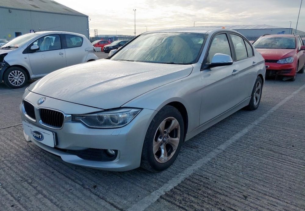 Bmw F30 Седан 320d Efficiency dynamics 163 конски сили за части
