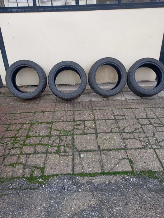 Зимни Гуми 245/45 /18