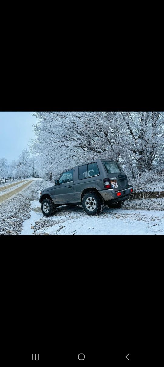 Mitsubishi pajero MK2
