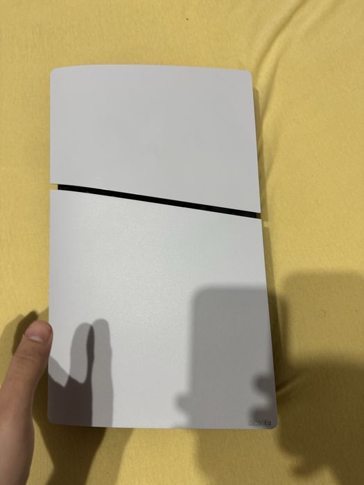 Vand consola playstation 5 digital edition 1TB