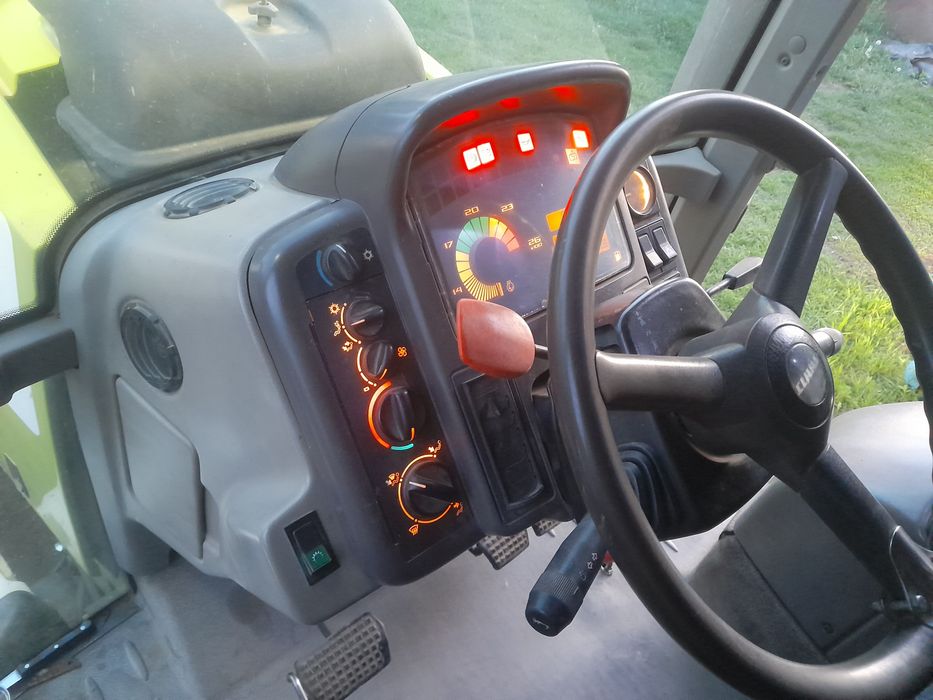 Tractor claas 926rz putere 240 cai