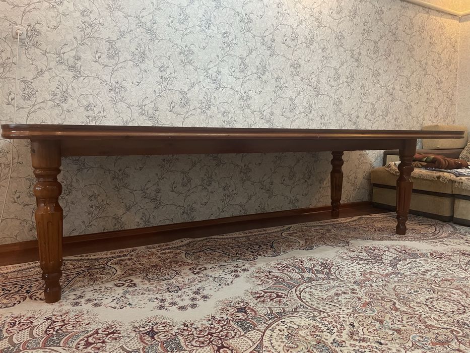 Продам стол 3,5 метр