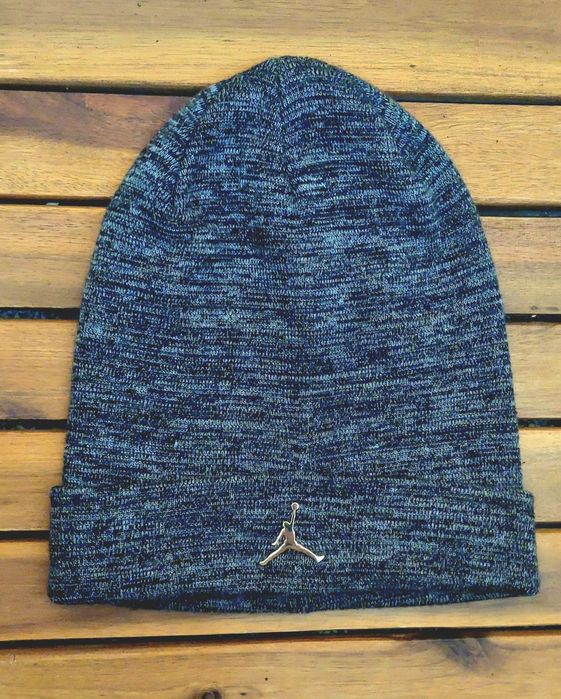 Jordan зимна шапка Cuffed Beanie, сива