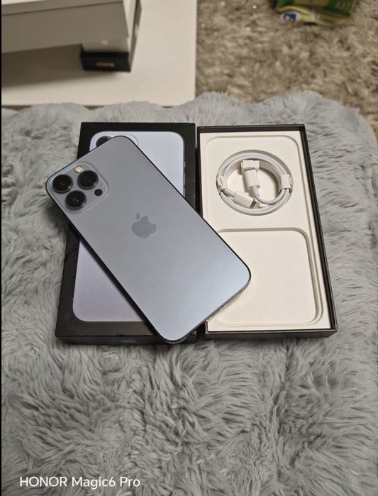 Iphone 13 pro max sierra blue