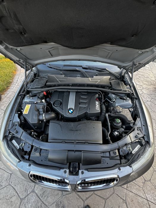 Bmw 320 xDrive e91 Lci 2010 Automat