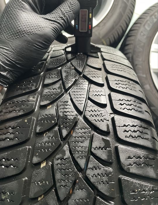 Jante aliaj R17 originale VW T5 T6 anvelope 215/60/17 C Dunlop 2020