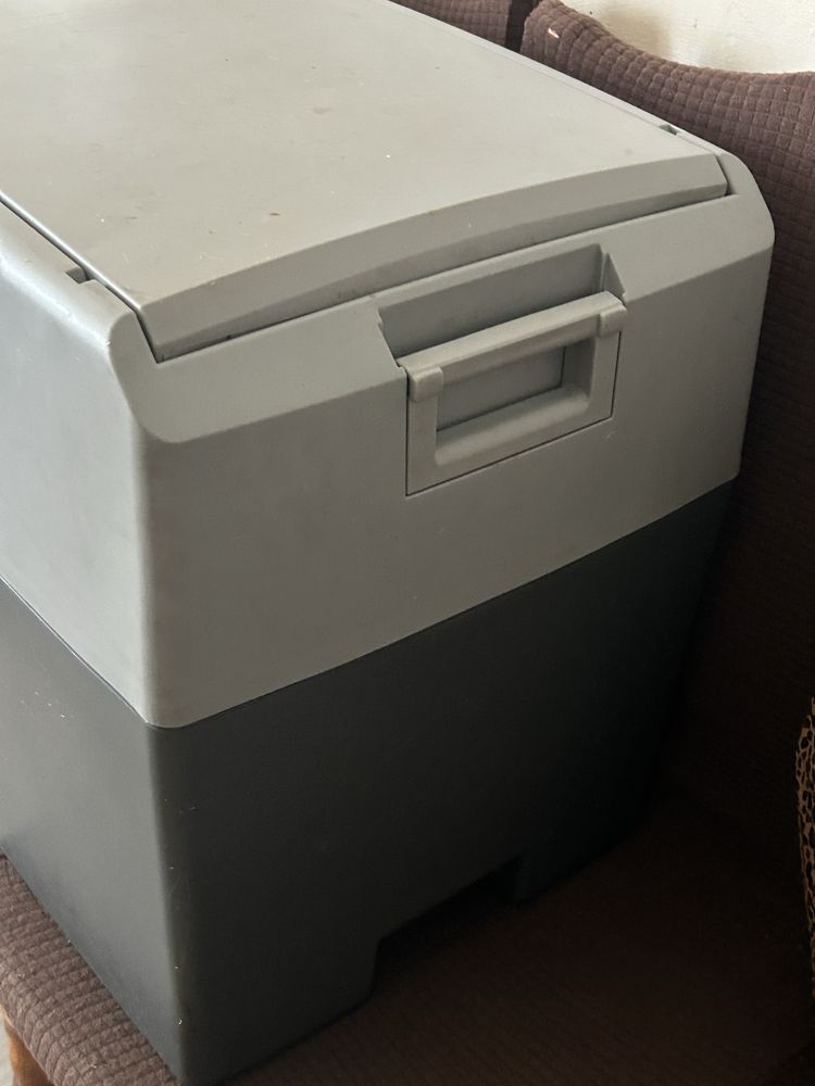 Lada frigorifică, frigider auto  35L