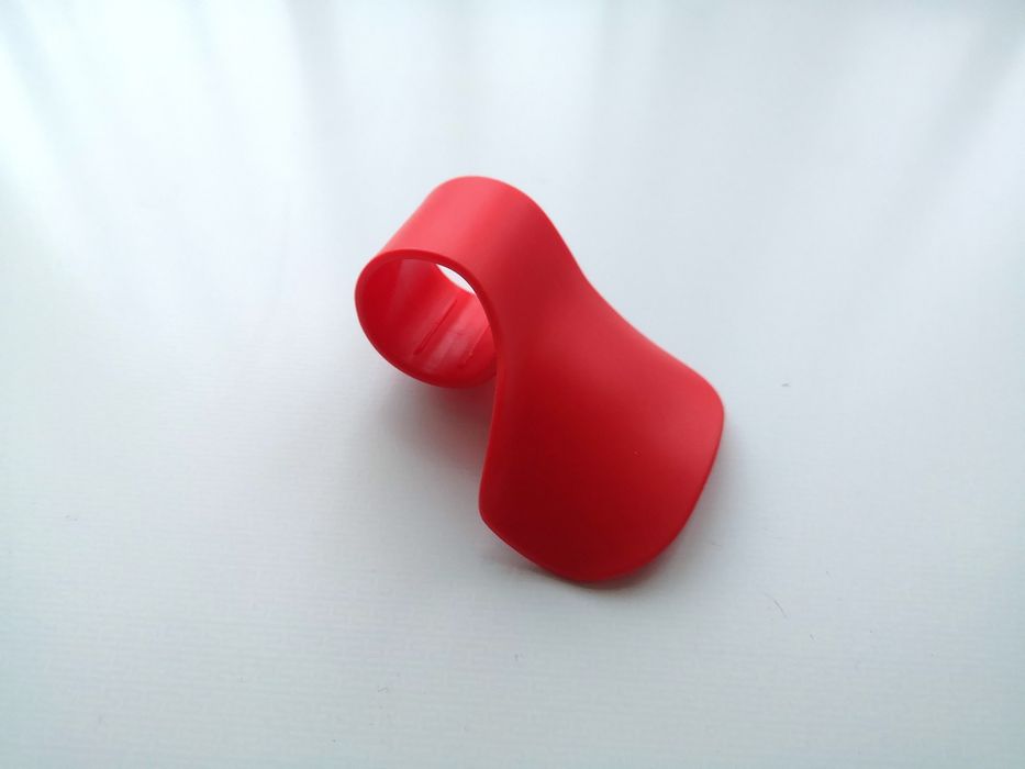 Cruise Control / Throttle control 
Pilot - tempomat moto.  20 Ron!