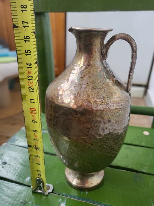 Антикварна сребърна каничка