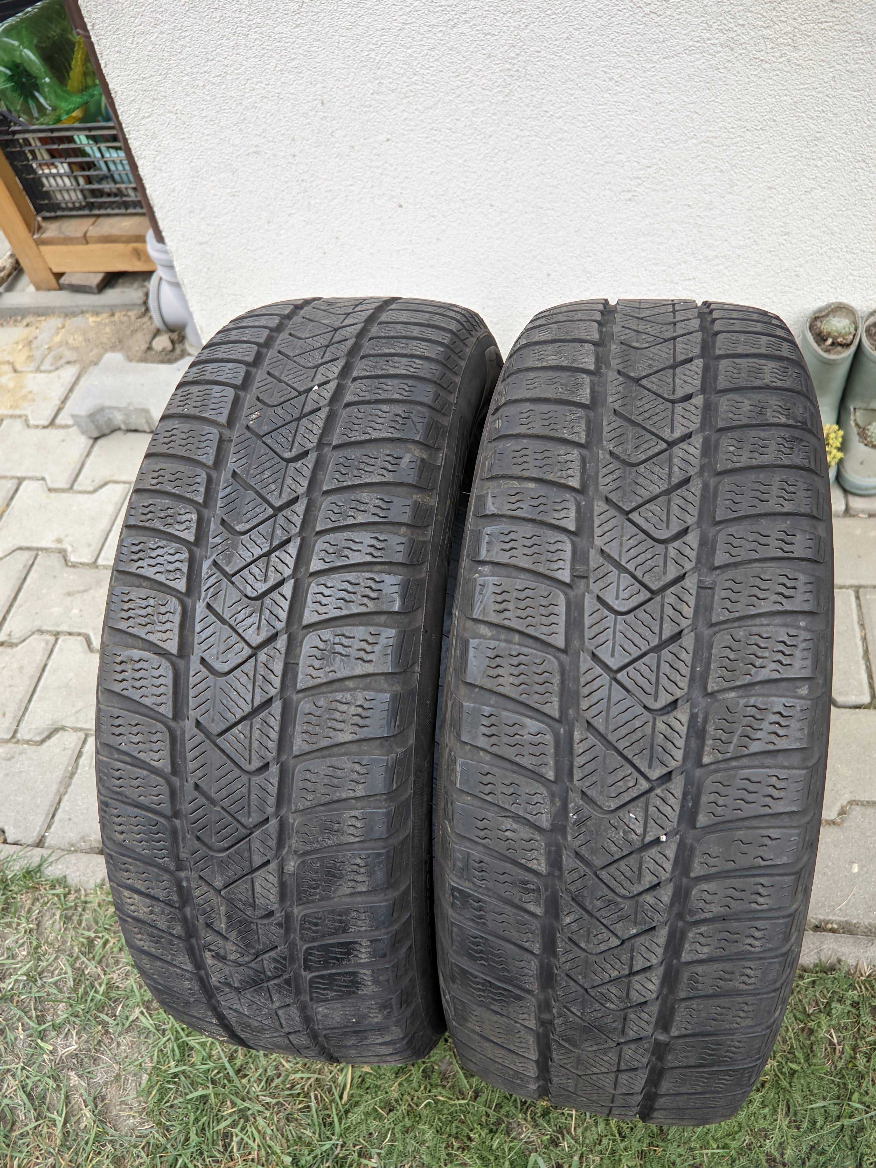Set 2 Anvelopa de iarna 205 60 R16, DOT 21.19 Pirelli Sottozero 3