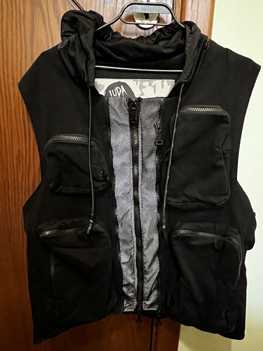 Луда///Luda елеци