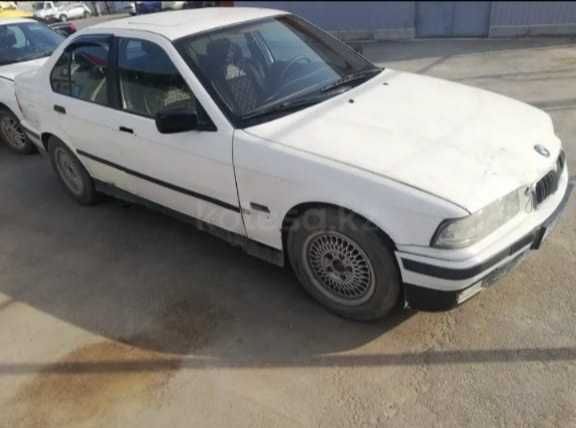 Срочно.срочно.BMW 316 Кз.учет 1993г.