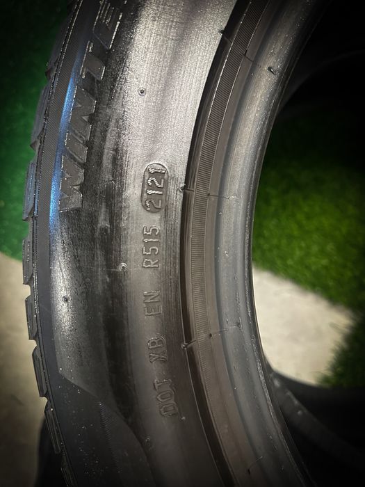 Зимни гуми Pirelli 225/55/17 Dot 21 / 5mm