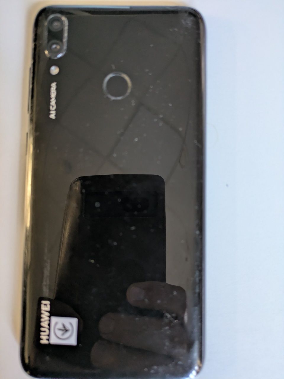 Продавам телефон Huawei Y7 2019 Dual sim