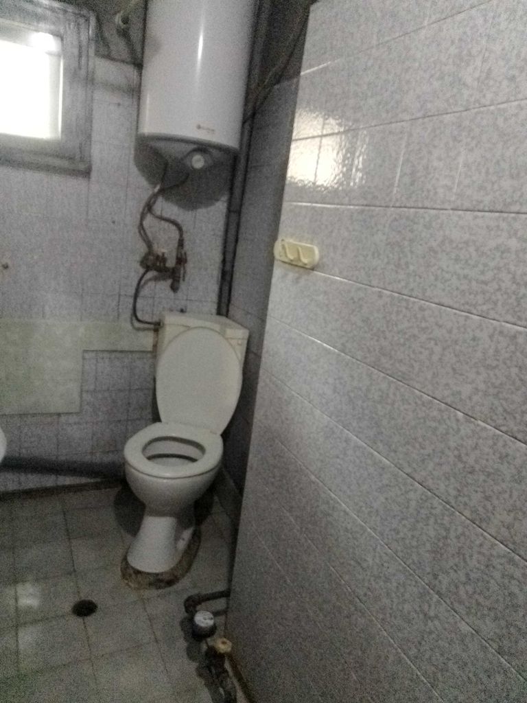 Дава се под наем Етаж от къща в Плевен, Дружба 1 - 85 кв.м за 204 € - Снимка #11