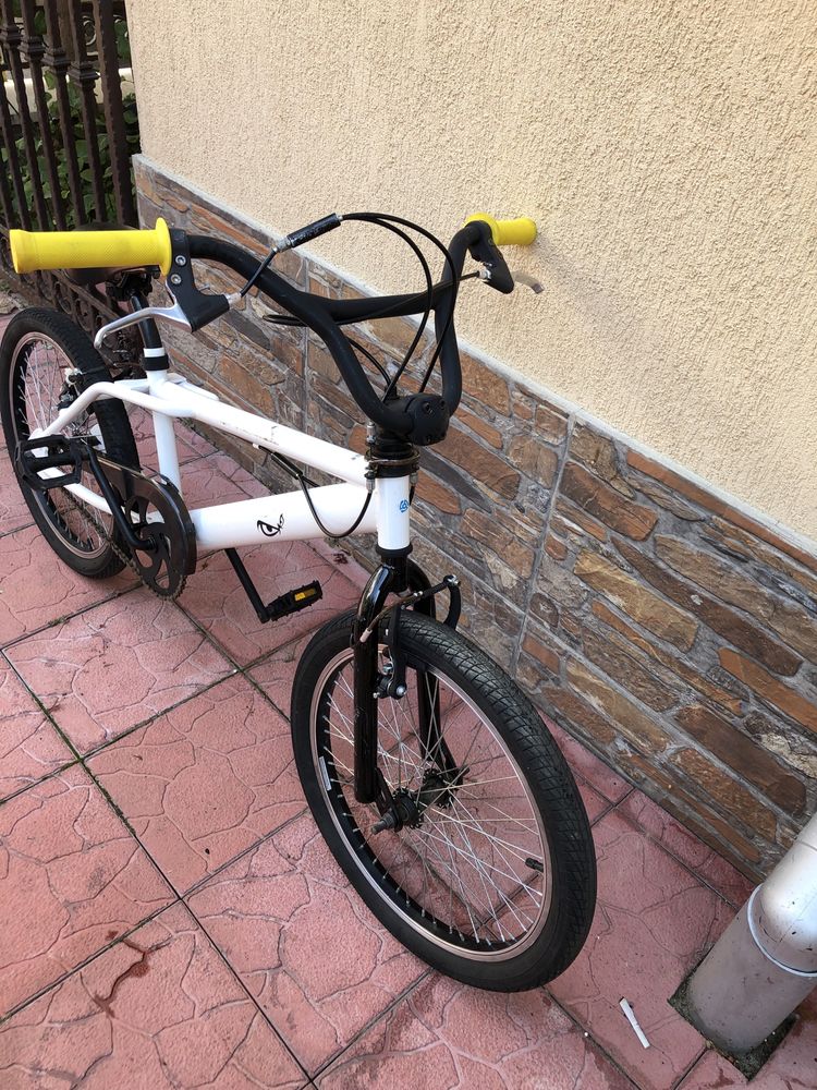 Bicicleta BMX 20 Inch