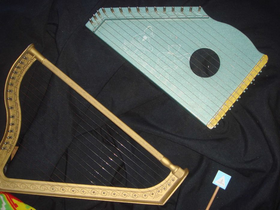 Арфа и гусли на металле настоящие инструменты 45см и Аккордеон