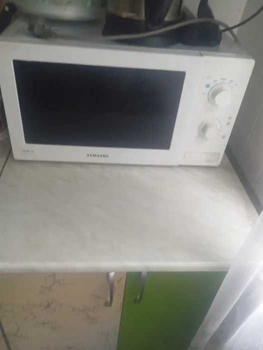 продам микроволновую печь