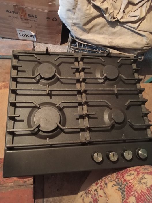 Газ плита  всё работает