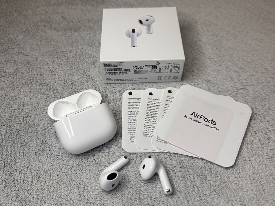 Airpods 4th Gen слушалки