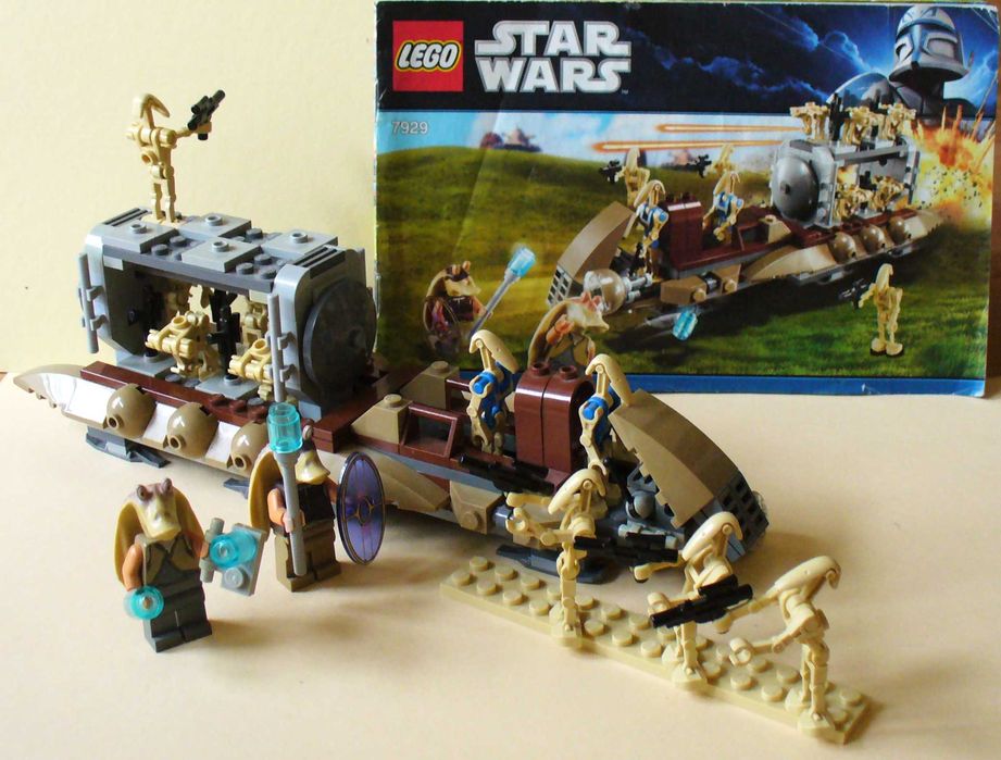 LEGO® Star WarsTM 7929-Битката за Набу  и 9496-Пустинен скиф