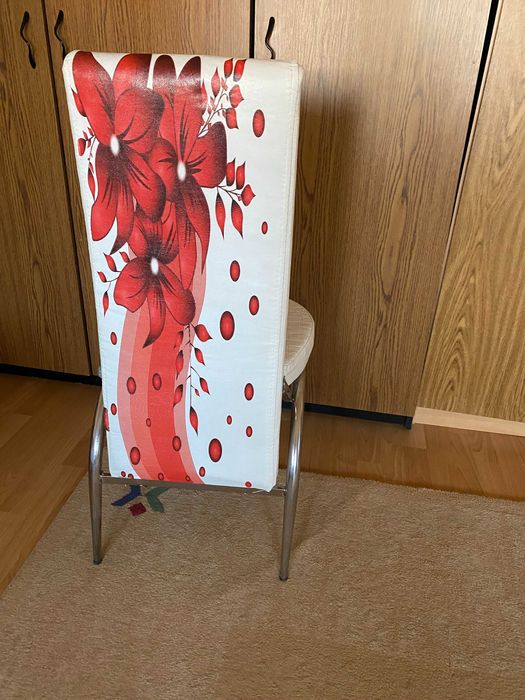 6 scaune de bucătărie 80 lei / bucata