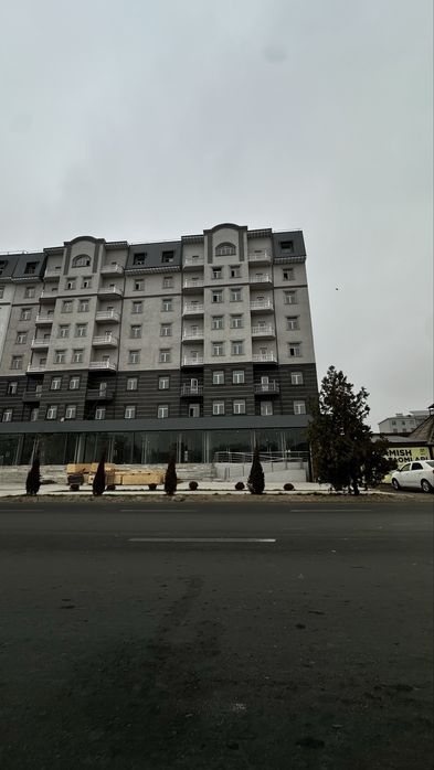 2 xonali kvartira sotiladi