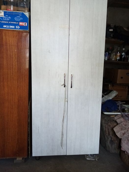 Шкаф для одежды цвет бело серый