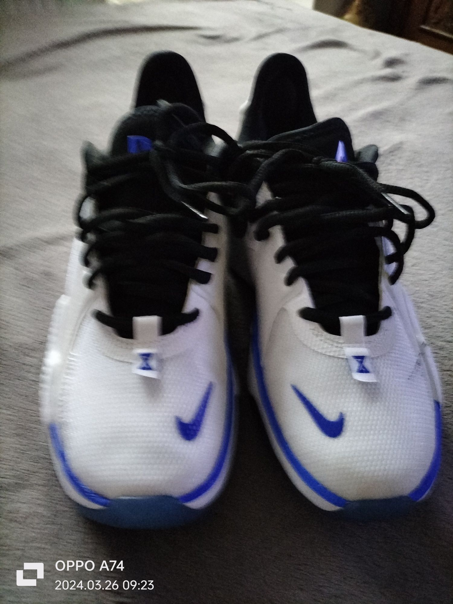 Pantofi sport Nike și Air Jordan
