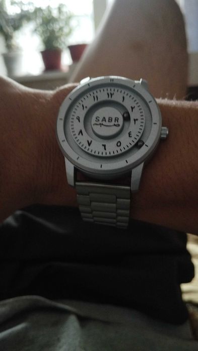 Сағат сатылады новый sabr