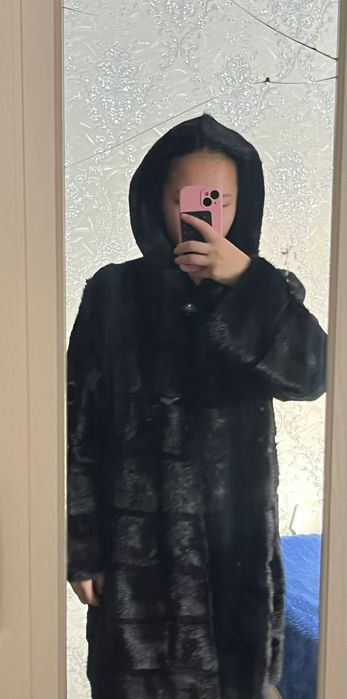 Продам шубу норковую