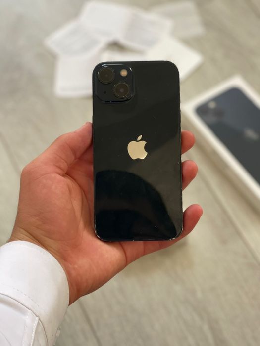 Продам iphone 13 на 128гб