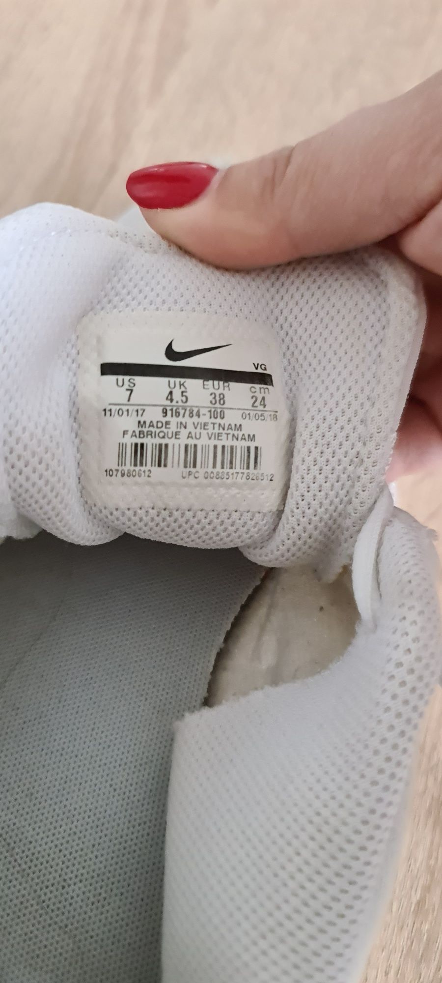 Adidasi Nike marime 38