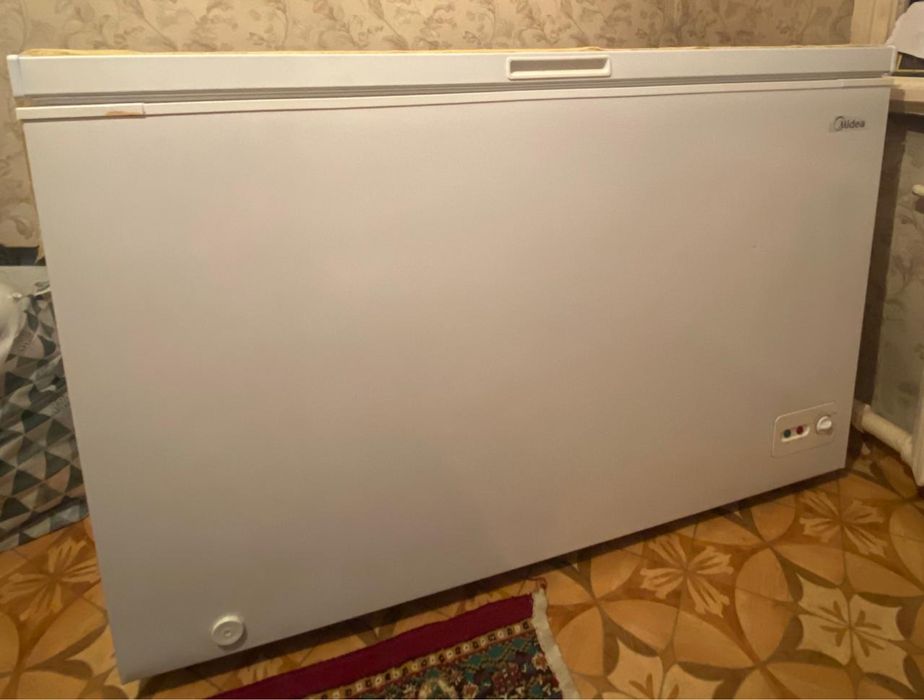 Продам морозильник