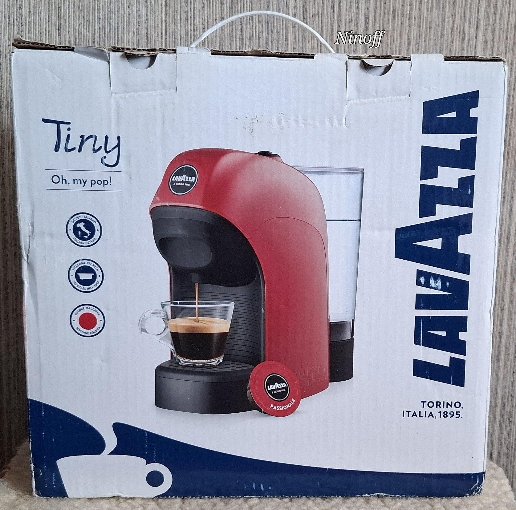 Еспресо кафемашина Lavazza Tiny с капсули  A Modo Mio
