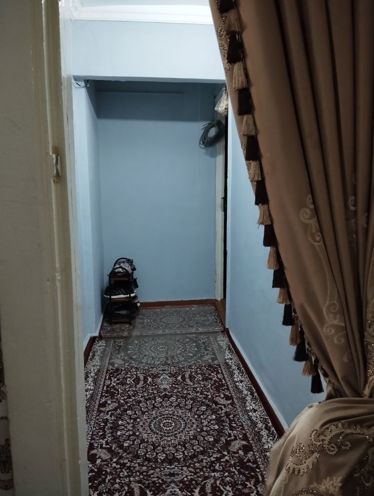 Srochna 2 honali uy sotiladi. 34.000