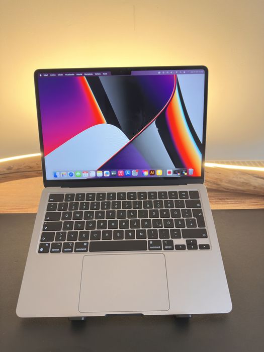 Vand macboock air m3 16gb