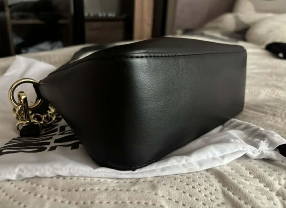 Разкошна чанта Love Moshino