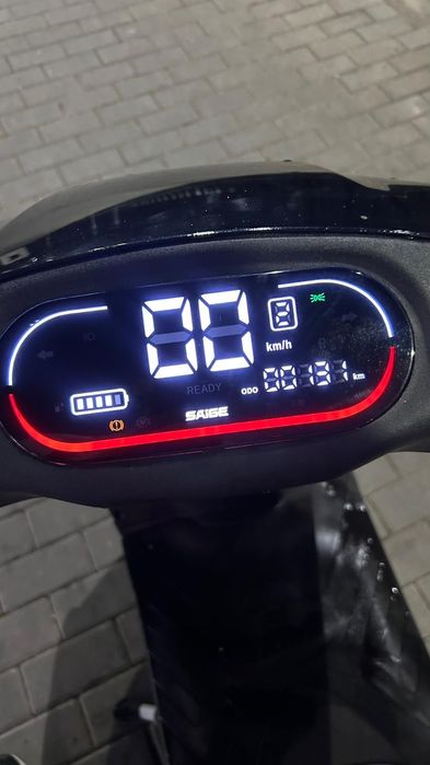 Scuter electric saige metro5000