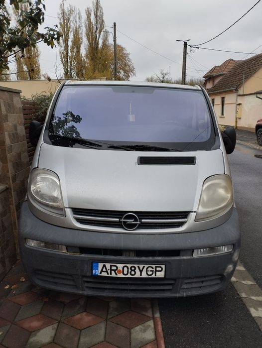 ! Opel Vivaro 8+1 !