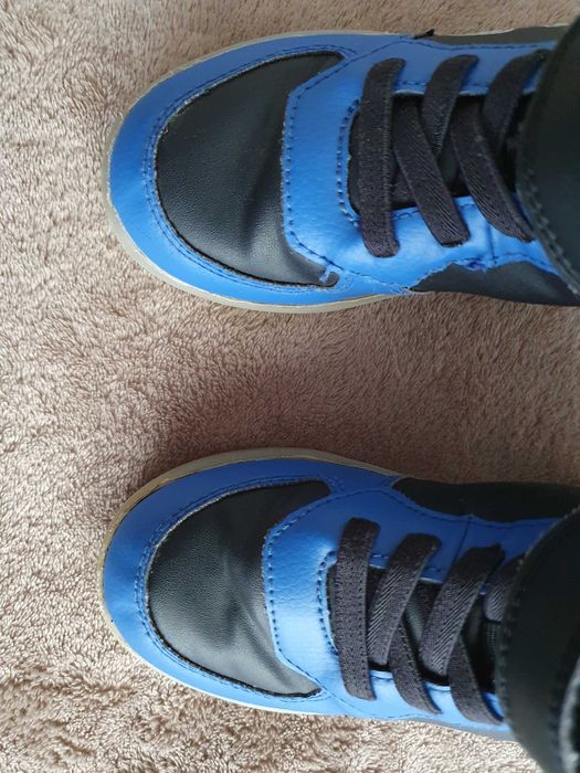 Adidasi / Ghete Sonic 26