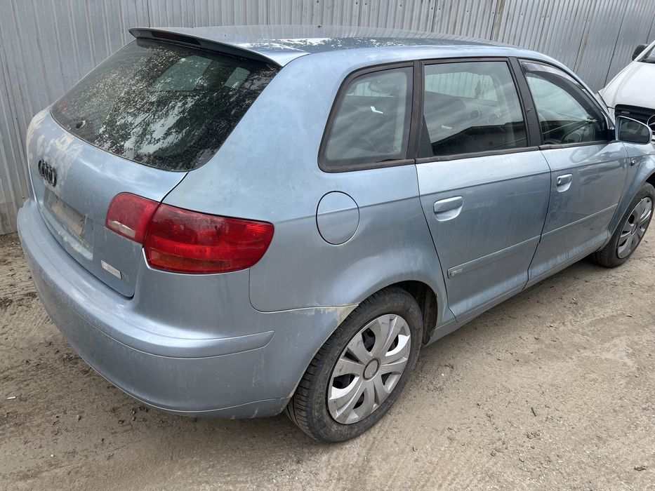 Hayon bara spate audi a3 Fab 2006 motor 1,6 tip bse