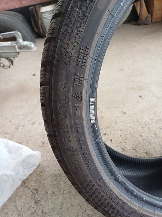 Vand Cauciucuri Continental 215/45 R18 V XL iarna