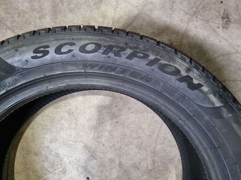 235/55/20 PIRELLI 4бр