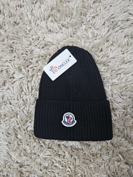 Caciula Moncler Neagra