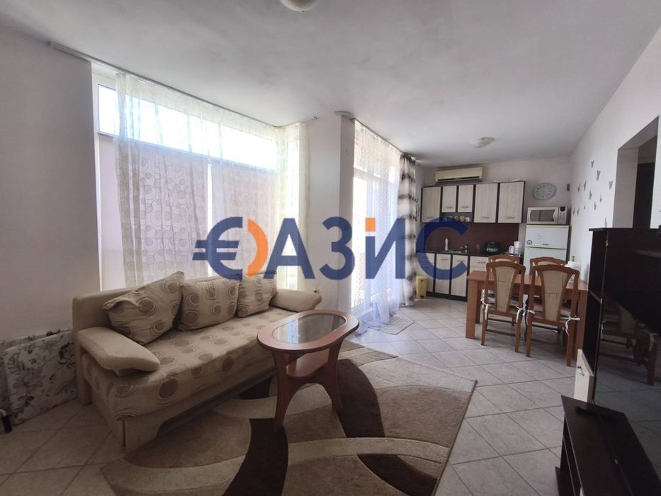 3-стаен апартамент в комплекс Камелия Гардън, 82 кв.м., Слънчев бряг,