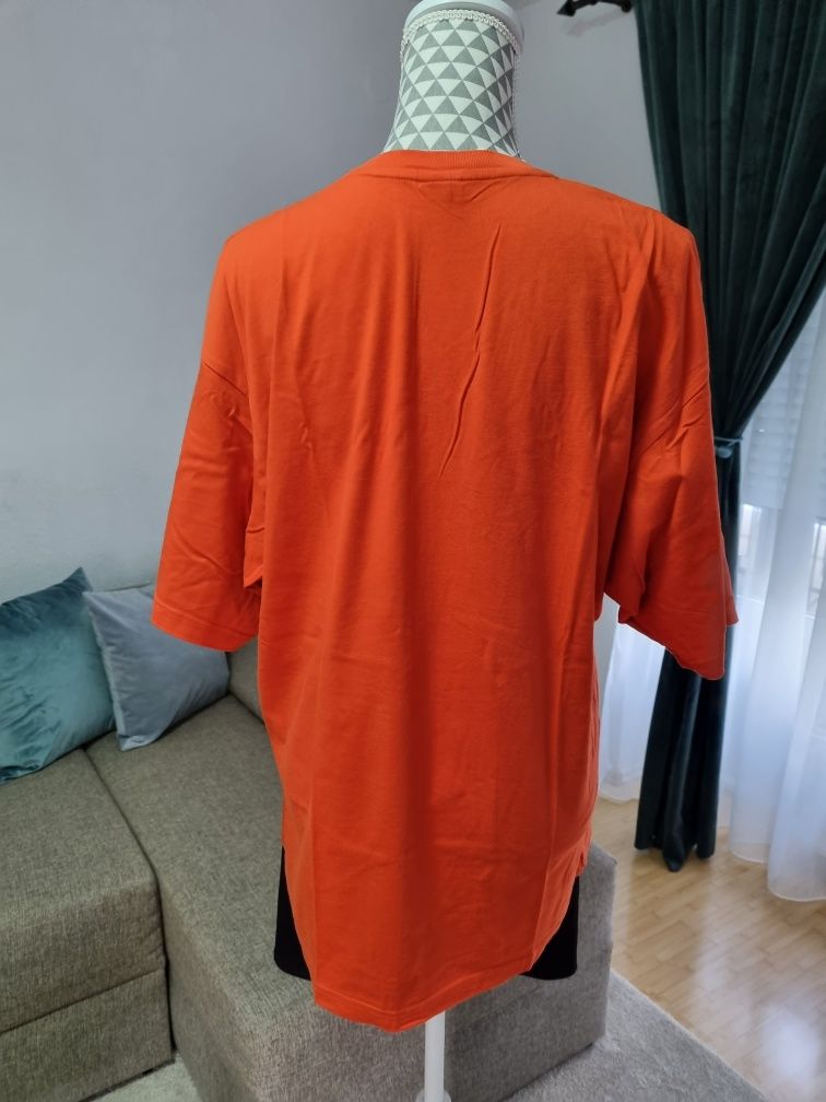 Tricou oversize+ colanti scurți (ambele mar S)