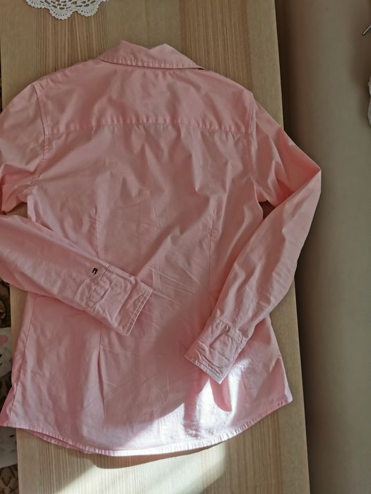 Риза Tommy Halifinger