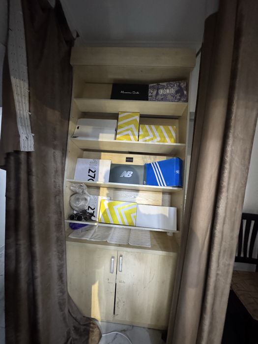 Продается шкаф , большой 2,5м х 1м