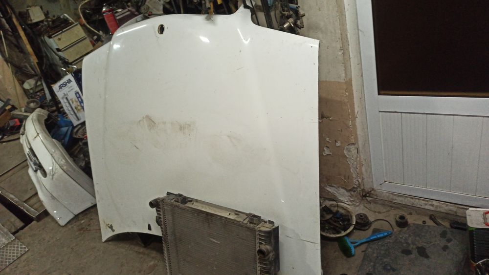 Запчасти на Мерседес 202 210